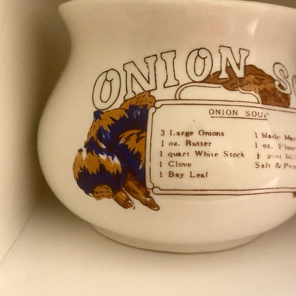1970 onion Soup Bowl/Mug - Picture 2 of 3